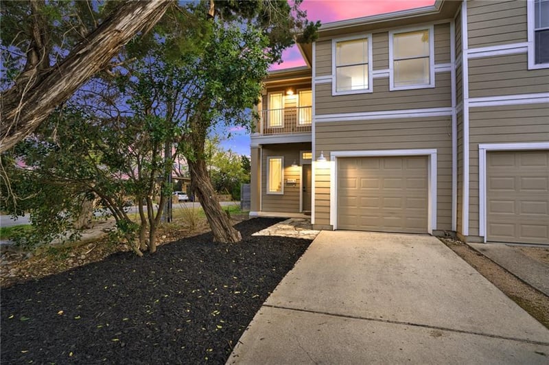 Virtual tour of 8801 Mountain Shadows CV Unit #A