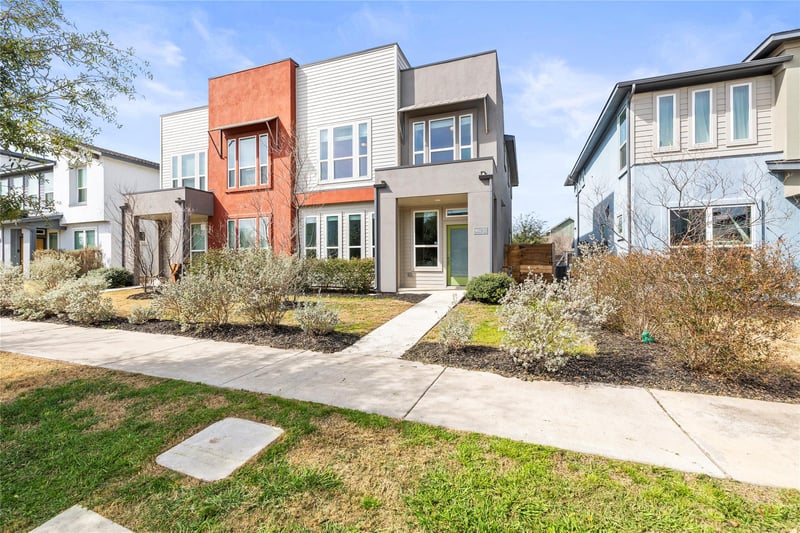 Virtual tour of 8812 B Whitter DR Unit #63