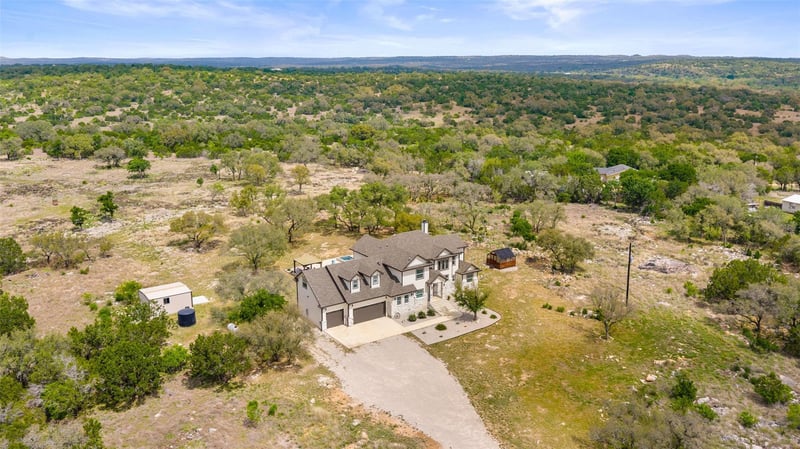 Virtual tour of 889 Brock Hollow DR