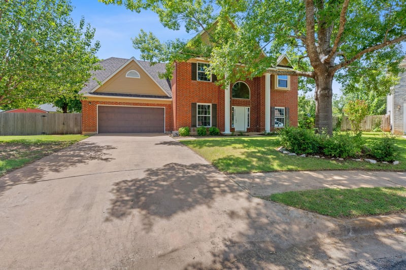 Virtual tour of 8900 Brushygate Cv