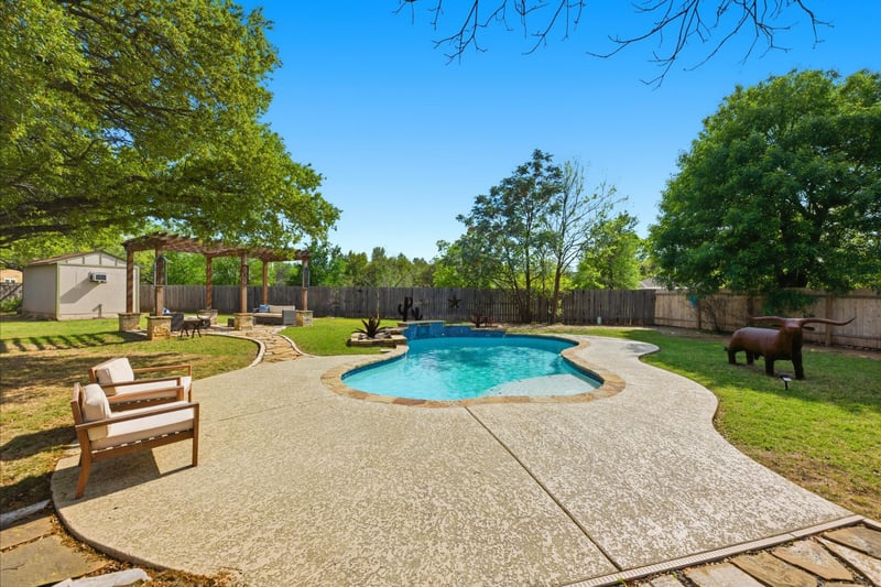 Virtual tour of 8903 Pocono CV