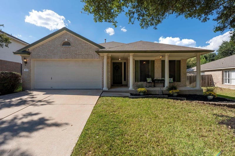 Virtual tour of 8908 Lanna Bluff Loop