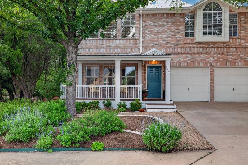 Virtual tour of 8910 Spicebrush DR