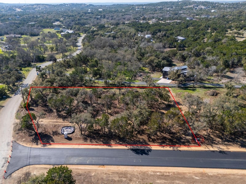 Virtual tour of 9-Lot Spring Oak DR