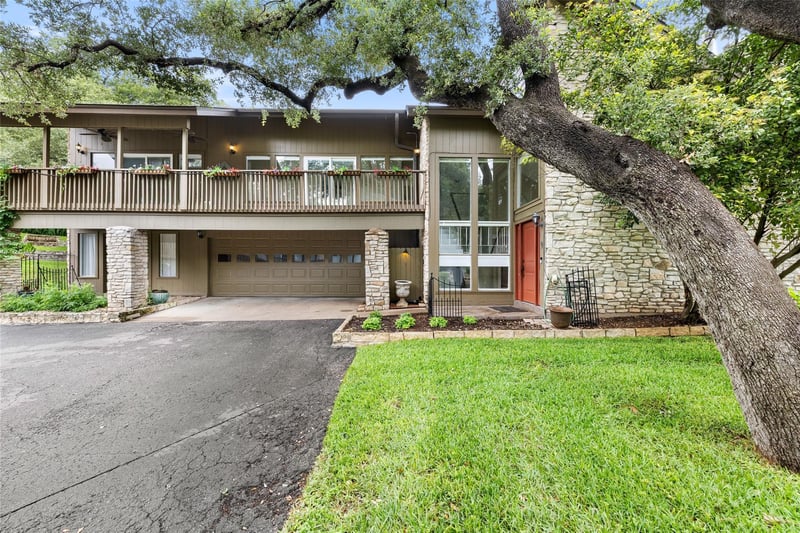 Virtual tour of 9 Stoney Creek CV