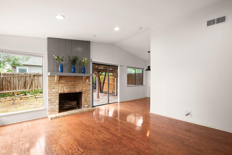 Virtual tour of 9001 Parkfield DR Unit #B