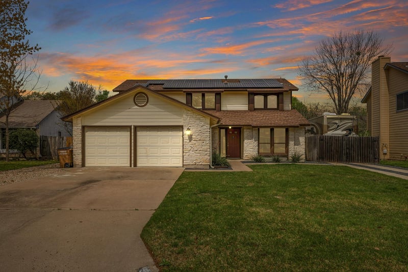 Virtual tour of 9002 Bancroft TRL