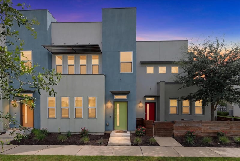 Virtual tour of 9015 Cattle Baron PATH Unit #1102