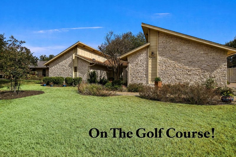 Virtual tour of 9016 Balcones Club Dr