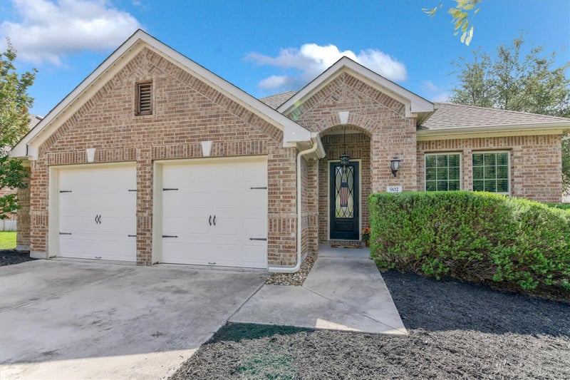 Virtual tour of 902 Catalina LN
