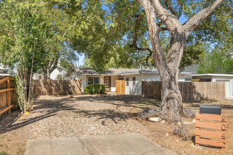 Virtual tour of 904 Plateau Cir