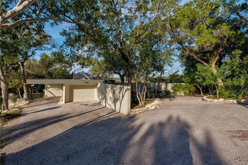 Virtual tour of 904 Terrace Mountain DR