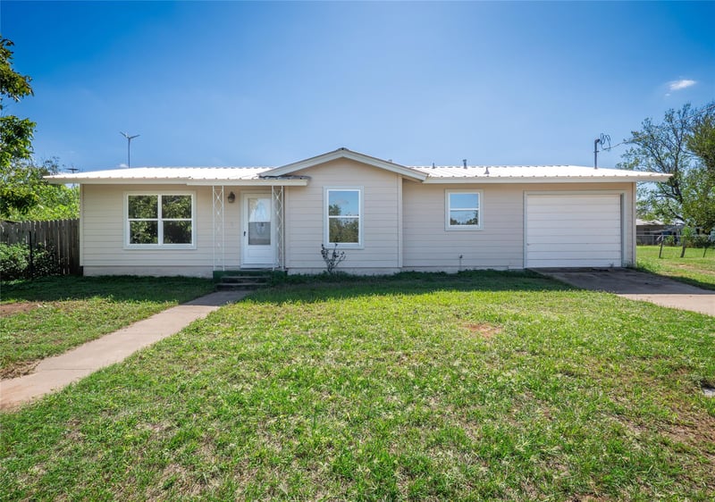 Virtual tour of 906 E Brown St