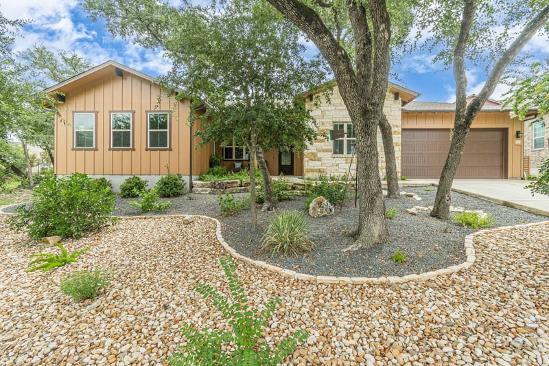 Virtual tour of 908 Dancing Oak LN