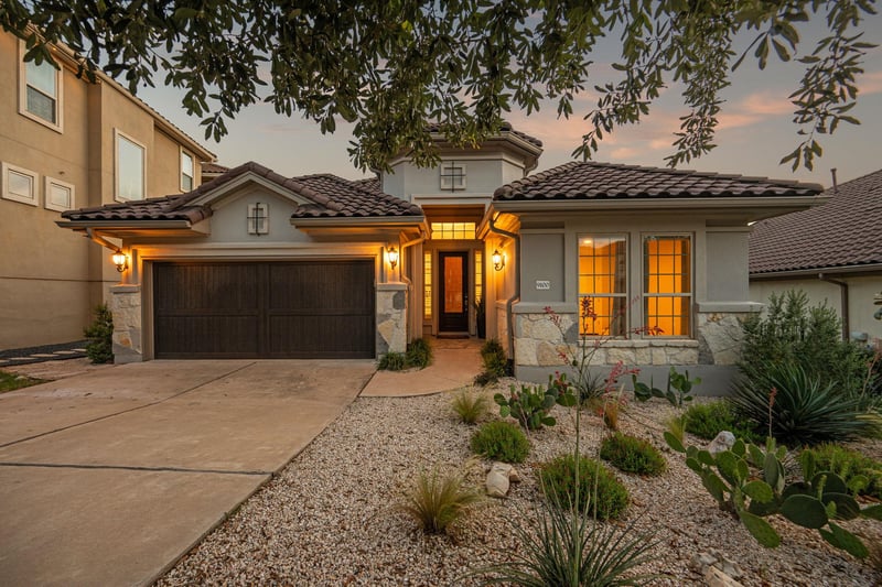 Virtual tour of 9100 Bayshore BND
