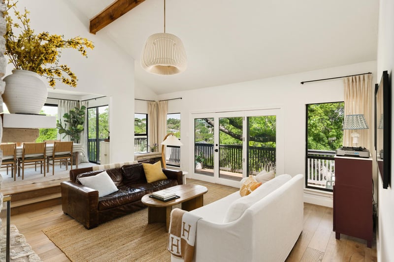 Virtual tour of 9101 Echo Point CV
