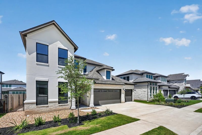Virtual tour of 9104 The Ravine WAY