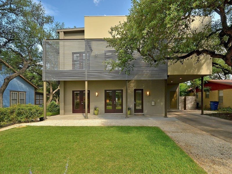 Virtual tour of 912 Bouldin Ave