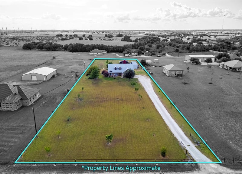 Virtual tour of 9122 Stinnett Mill RD