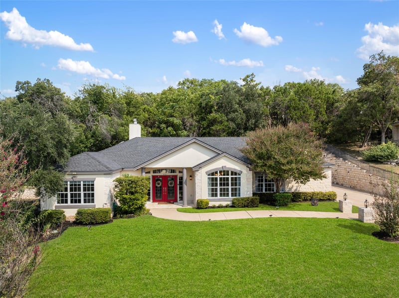 Virtual tour of 914 Challenger
