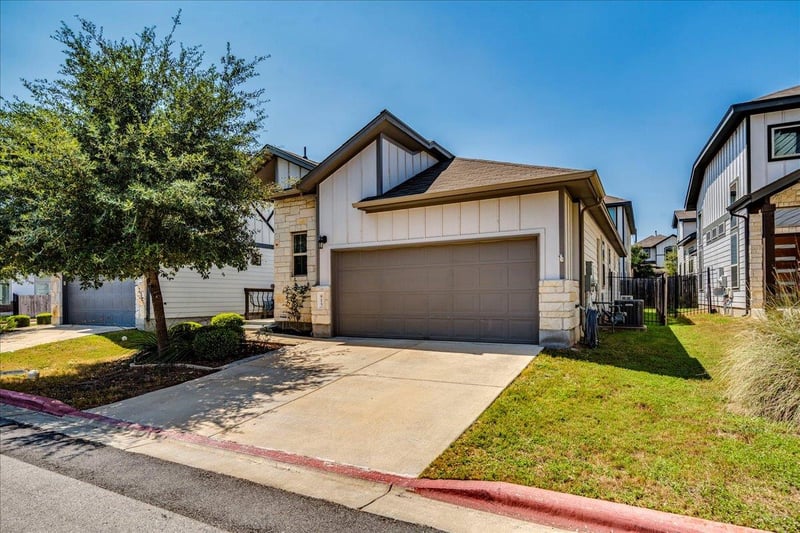 Virtual tour of 915 Totis RD