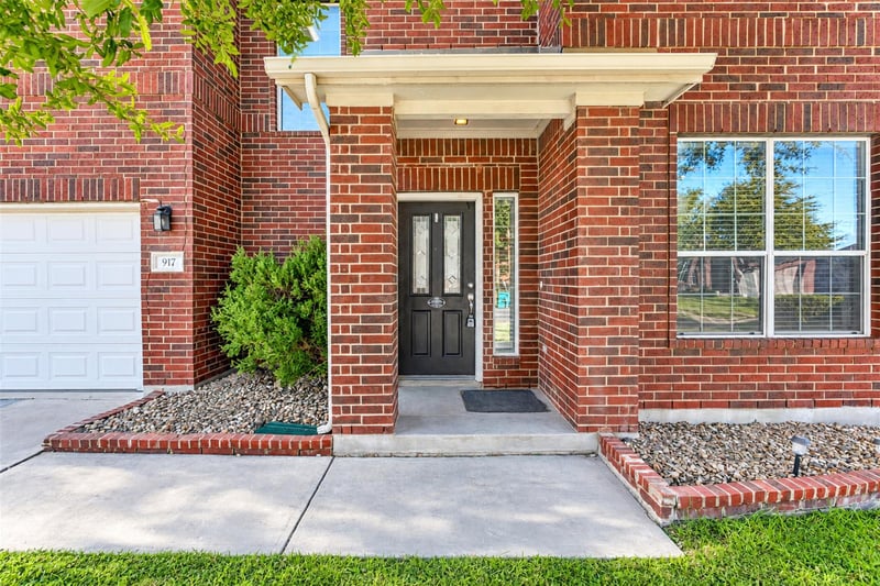 Virtual tour of 917 Abbeyglen Castle Dr
