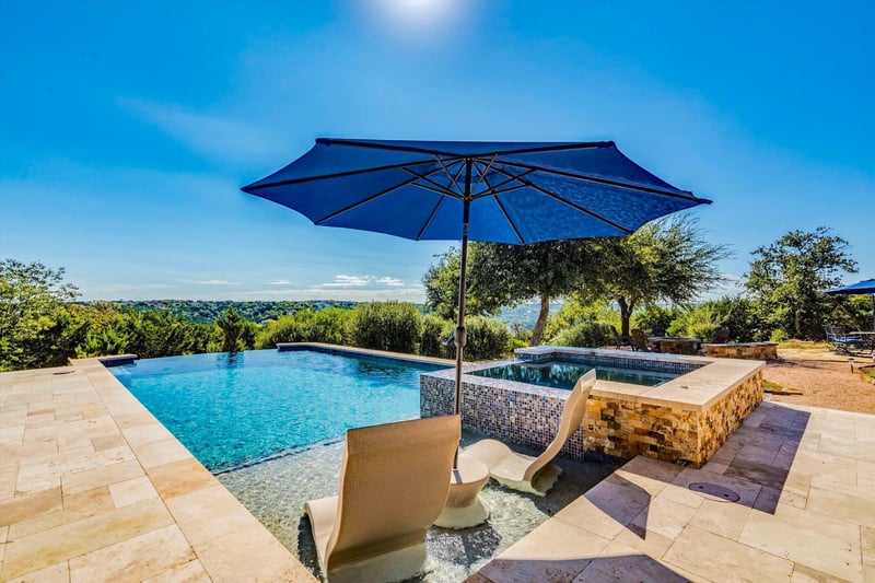 Virtual tour of 917 Dream Catcher Dr