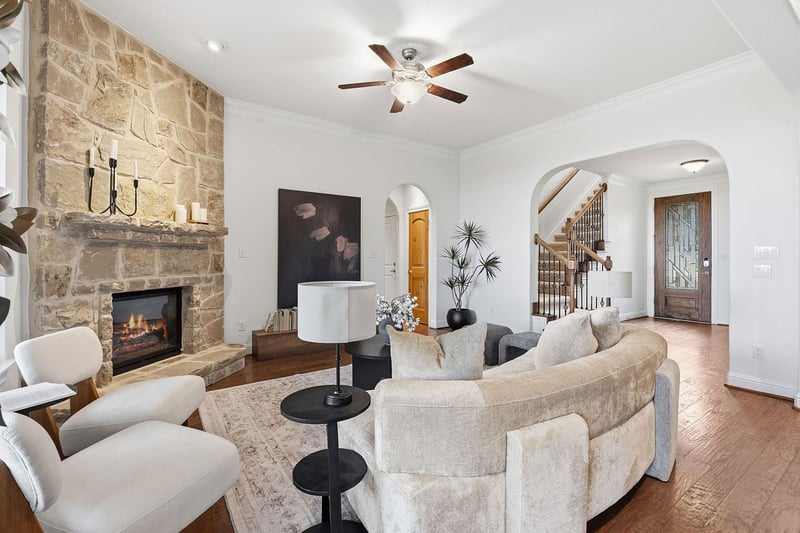 Virtual tour of 9205 Villa Norte Dr