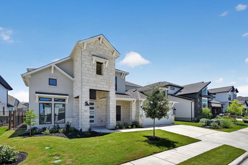 Virtual tour of 9213 The Ravine WAY