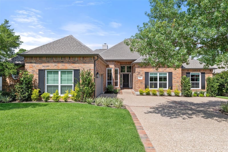 Virtual tour of 9294 Scenic Bluff DR