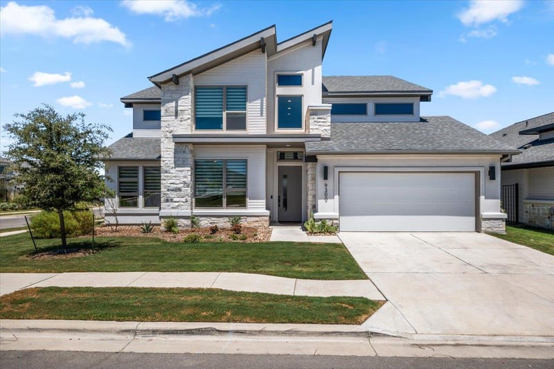 Virtual tour of 9300 Flatbush DR
