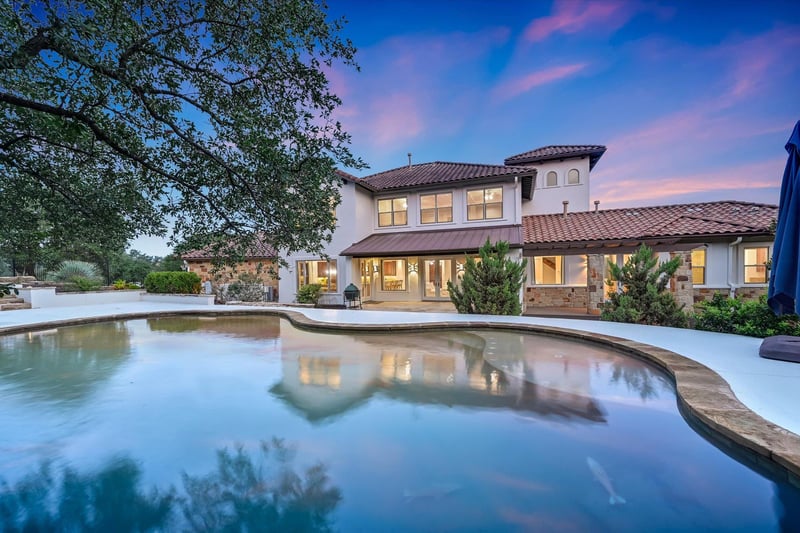 Virtual tour of 9308 Prince Charles