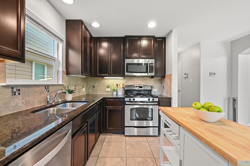 Virtual tour of 9309 Sweetgum Dr