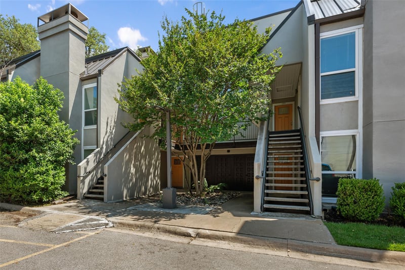 Virtual tour of 935 La Posada Dr Unit #243