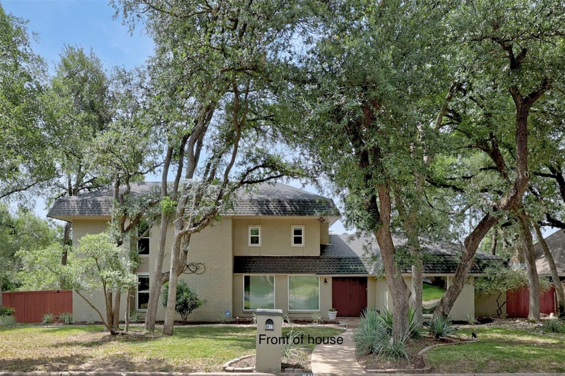 Virtual tour of 9411 Cedar Crest DR