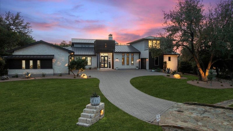 Virtual tour of 9508 Veletta PL