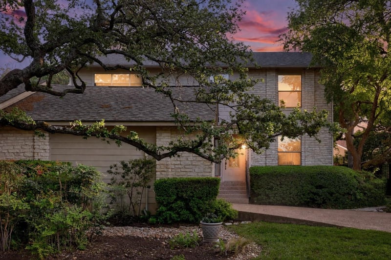 Virtual tour of 9518 Topridge DR Unit #13