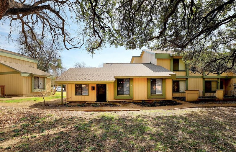 Virtual tour of 9522 Quail Village Ln