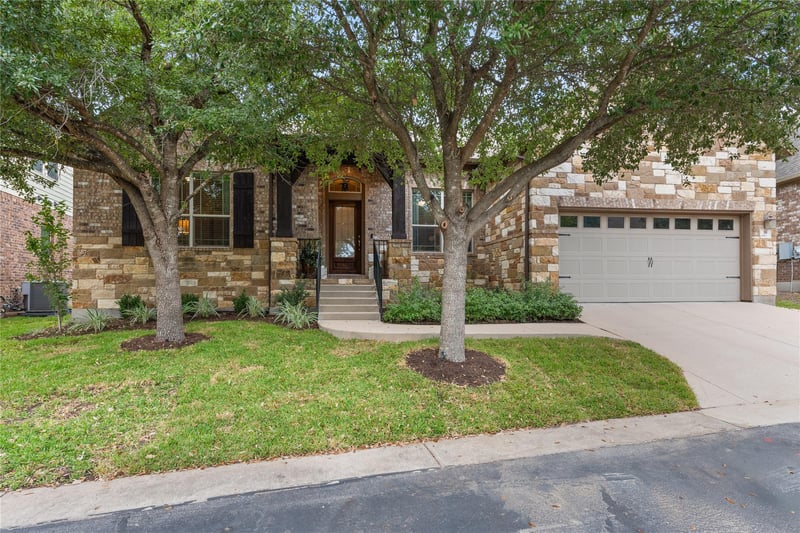 Virtual tour of 9550 Savannah Ridge Dr Unit #39