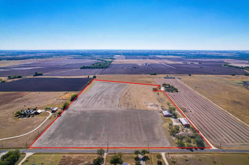 Virtual tour of 958 County Road 124