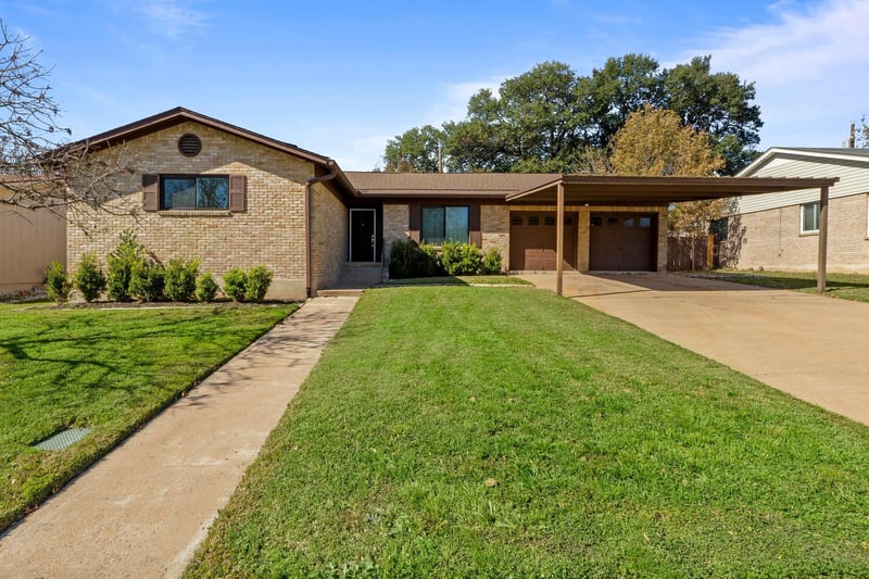 Virtual tour of 9604 Hansford DR