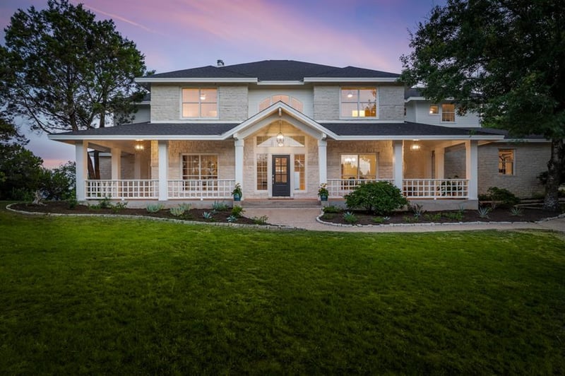 Virtual tour of 9609 Glenlake DR
