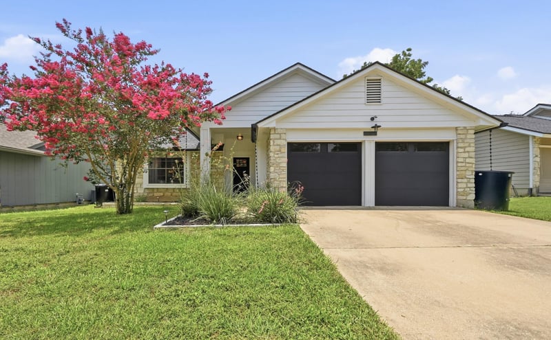 Virtual tour of 9706 Woodshire DR