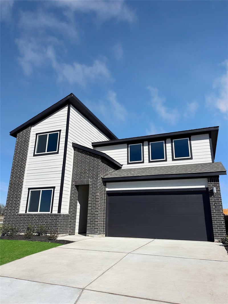 Virtual tour of 9709 Oxbow Strap DR