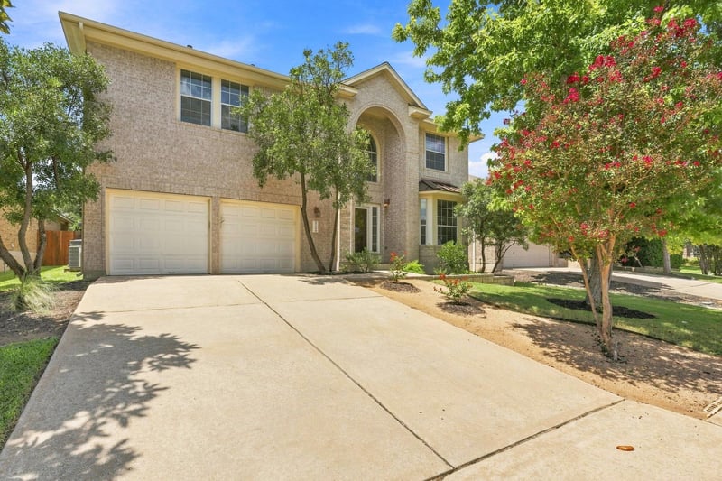 Virtual tour of 9716 Pasatiempo Dr
