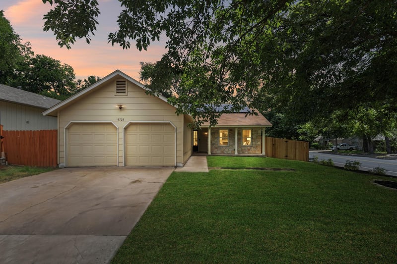 Virtual tour of 9723 Moorberry ST