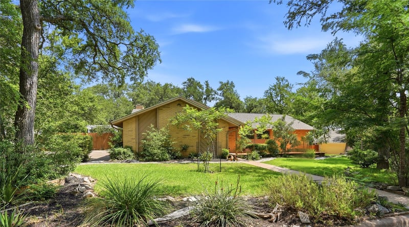 Virtual tour of 9900 Richelieu RD