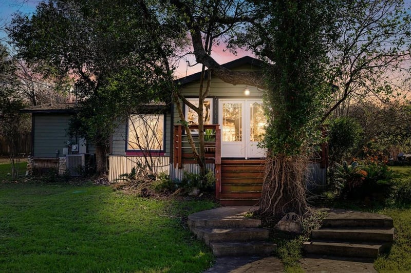 Virtual tour of 9905 Inca LN