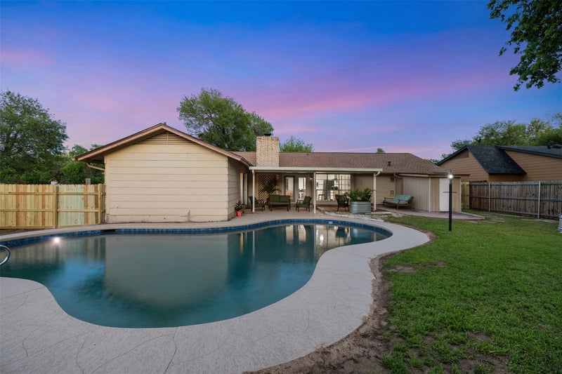 Virtual tour of 9910 Faylin DR