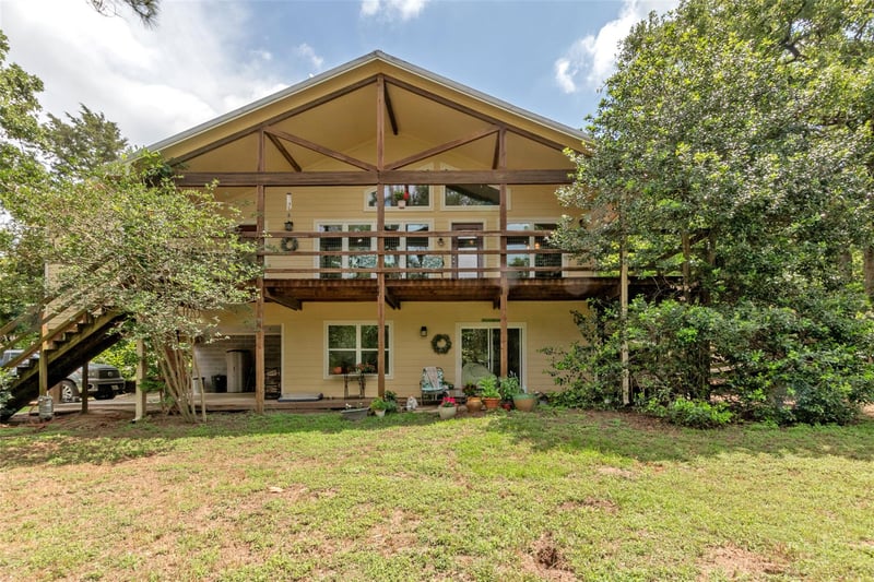 Virtual tour of 9997 Calhoun RD